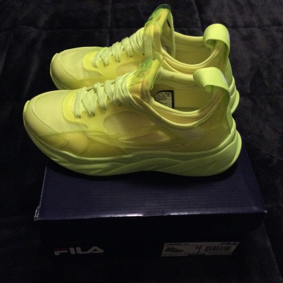 NIB Sneakers 👟 - Picture 2 of 6